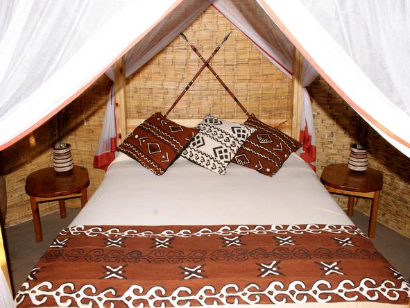 Mwamba Bush Camp - Bedroom 
